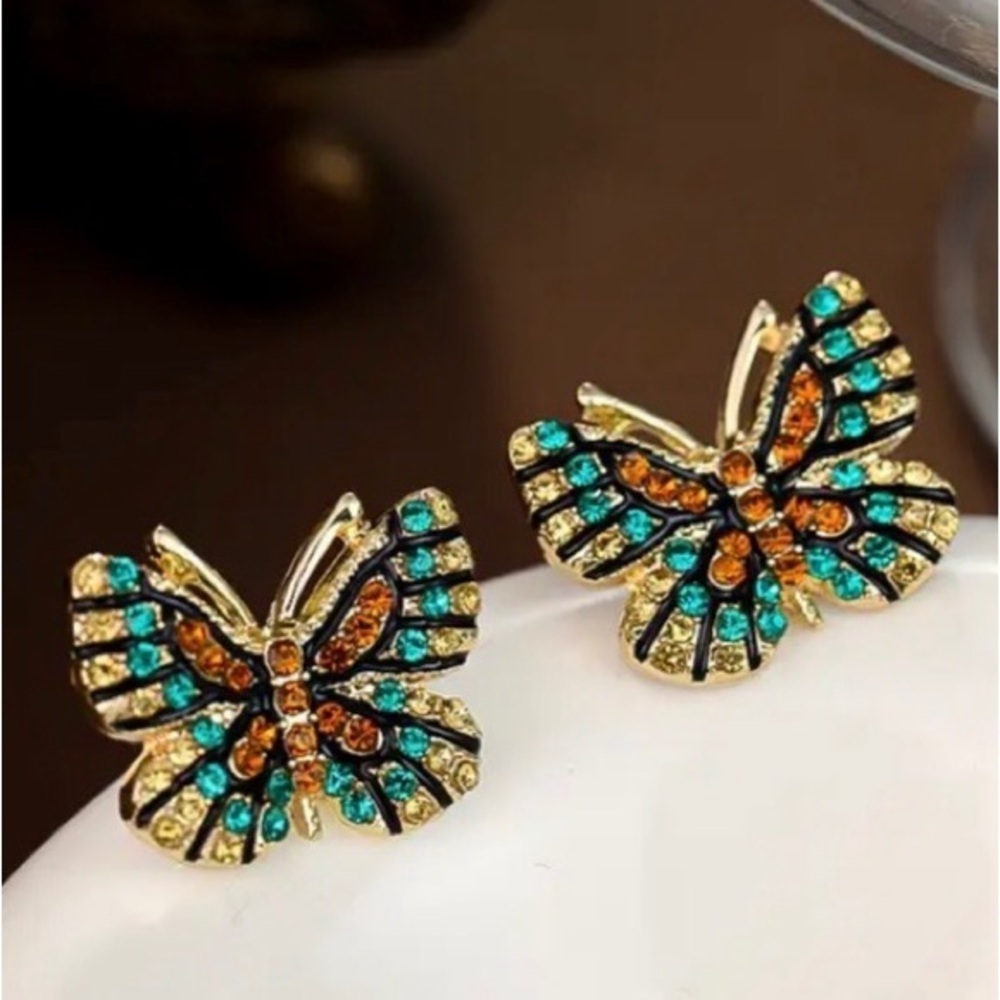 ✨Modcloth Nora Rhinestone Butterfly Earrings - Picture 2 of 4